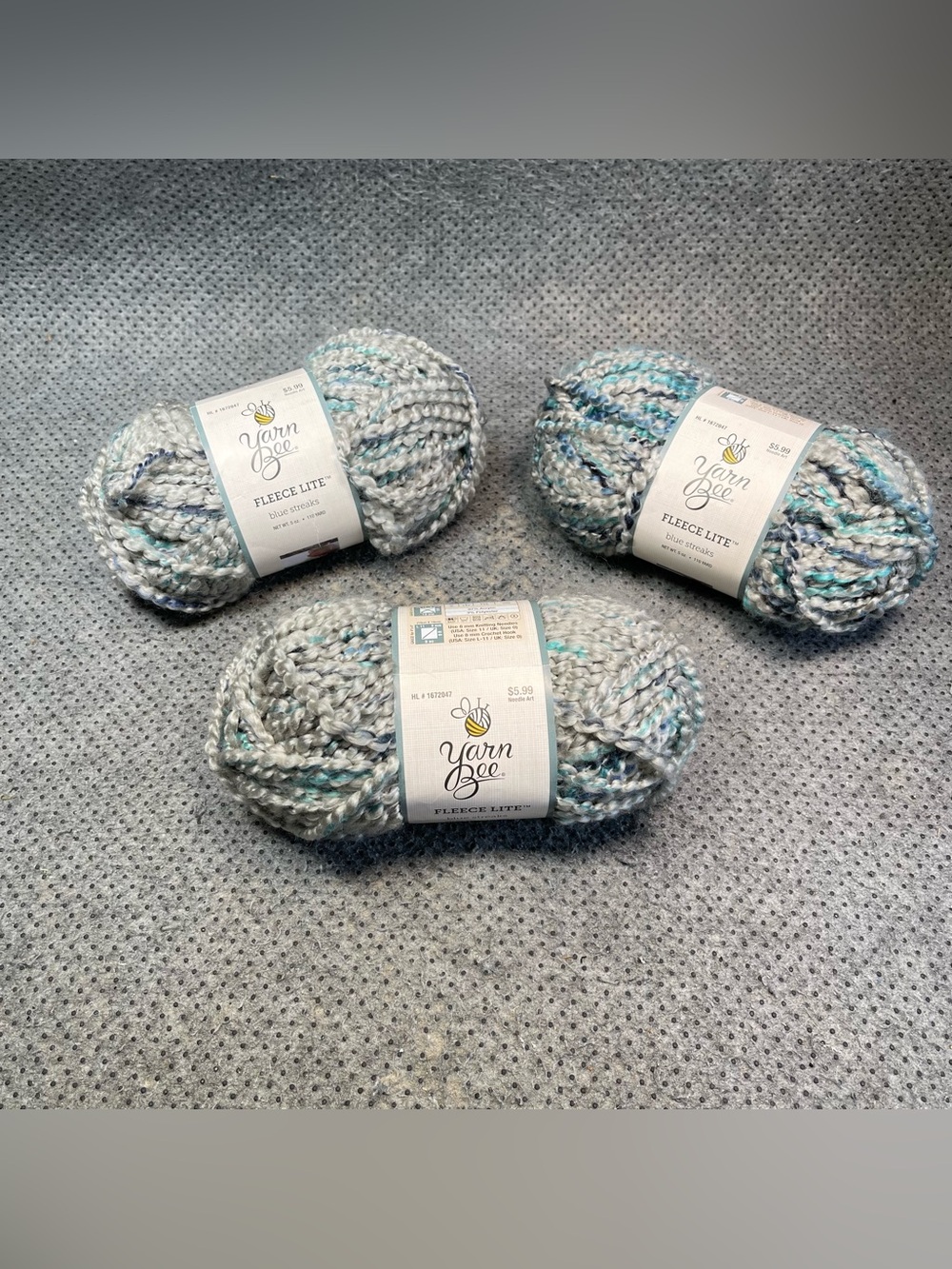 New Yarn Bee Fleece Lite Yarn (Grey)  Blue Streaks Lot of 3 Skein